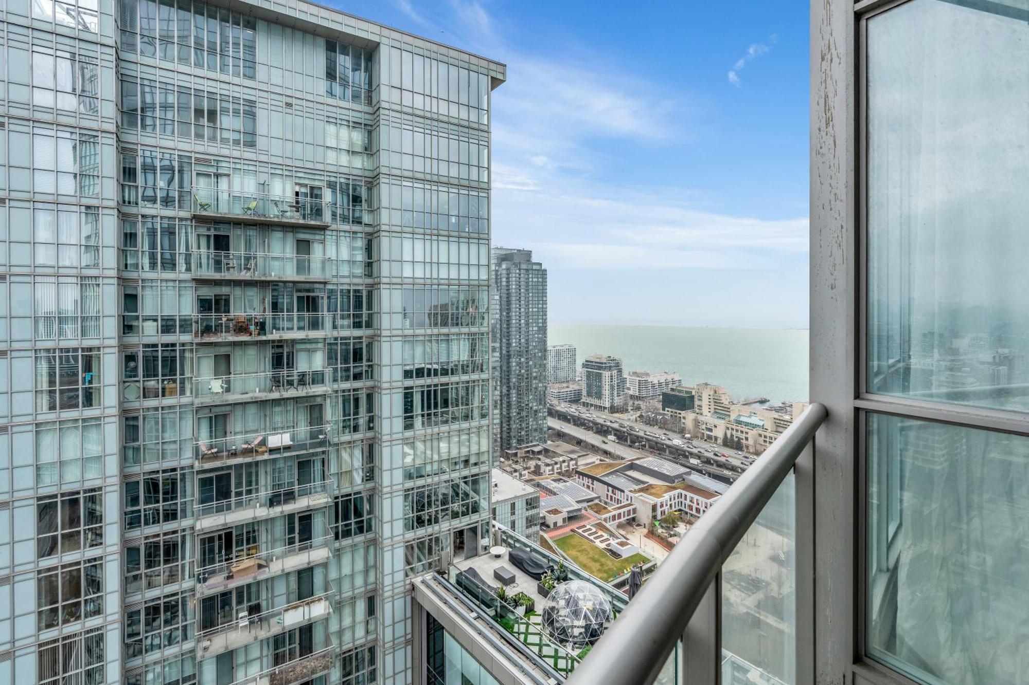 City Downtown Suites Τορόντο Εξωτερικό φωτογραφία